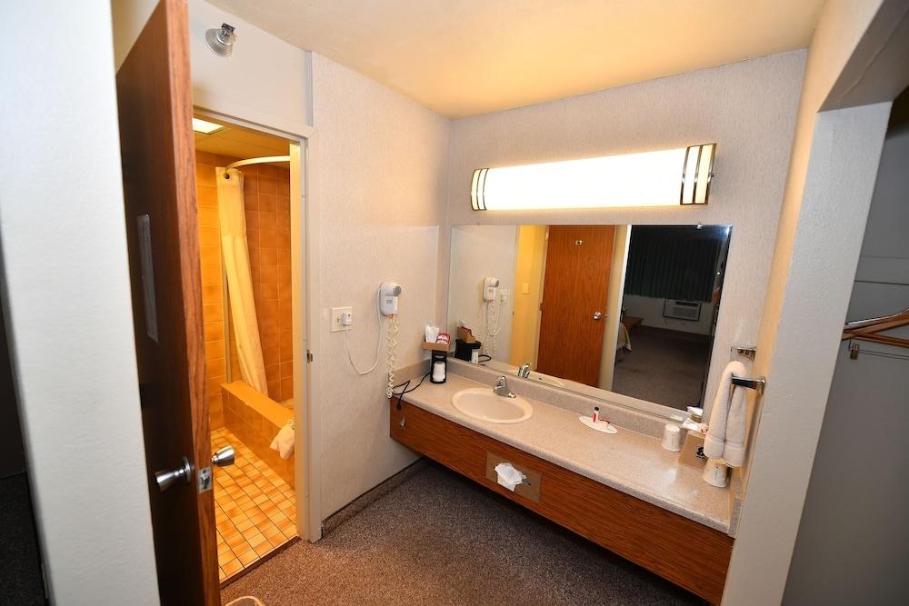 Costa Mesa Inn - Newport Beach Area エクステリア 写真