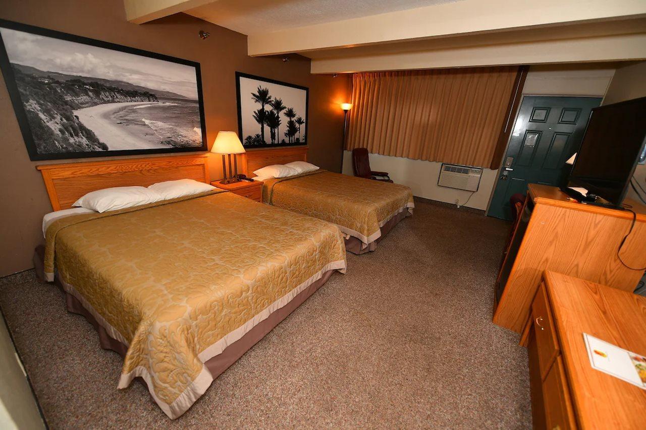 Costa Mesa Inn - Newport Beach Area エクステリア 写真