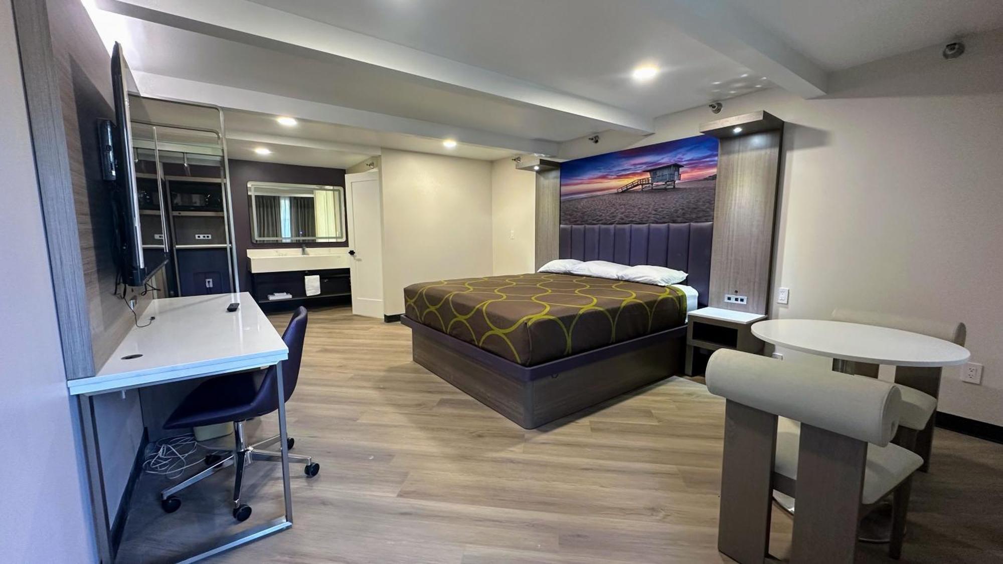 Costa Mesa Inn - Newport Beach Area エクステリア 写真